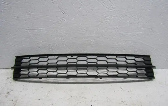 Skoda Rapid (NH) Front bumper lower grill 5JA853677