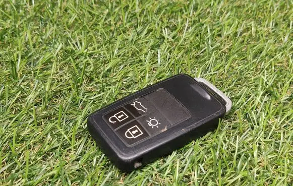 Volvo V40 Ignition key/card 30659607 5WK49264