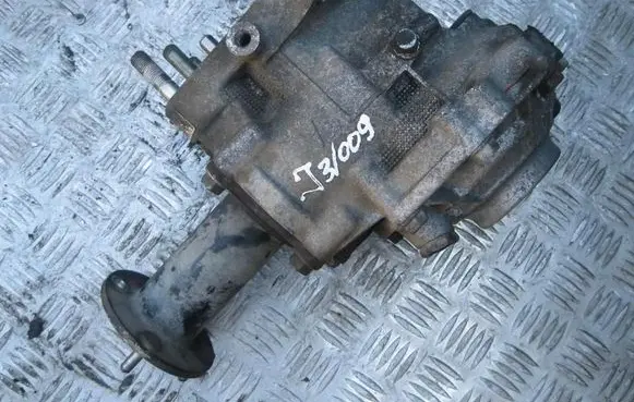Toyota Urban Cruiser (XP110) Gearbox transfer box case J3009