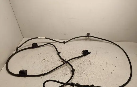 Mercedes-Benz CLA C117 X117 W117 Windshield washer spray nozzle A1768601292