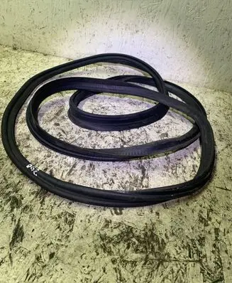 Audi A4 S4 B9 Trunk rubber seal (body) 