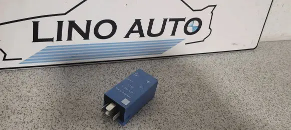BMW 5 E39 Other relay 61351383417
