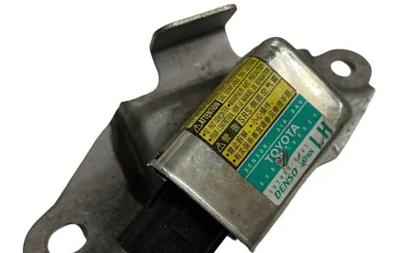 Toyota Land Cruiser (J120) Airbag deployment crash/impact sensor 8983060020 1879000461