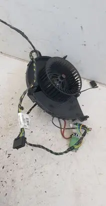 Opel Tigra B Heater fan/blower 006453T