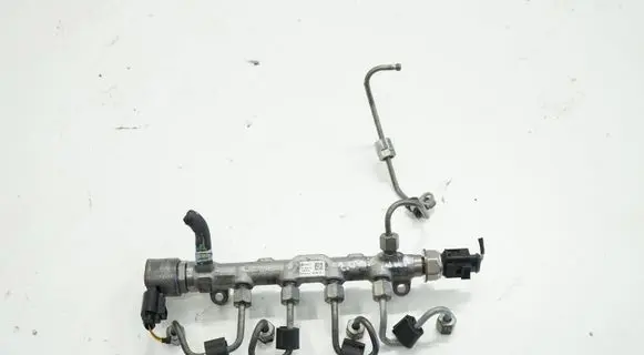 Audi A6 S6 C7 4G Fuel main line pipe 04L089G