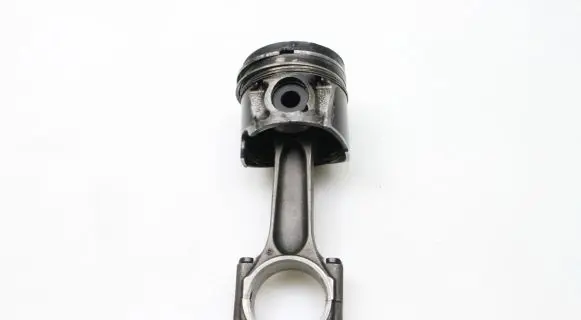 Ford Focus C-MAX Piston with connecting rod 085190