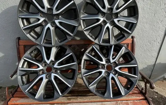 Mazda CX-3 R18 alloy rim 