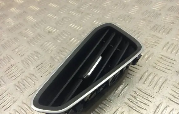 Volkswagen ID.3 Dashboard side air vent grill/cover trim 10A819703