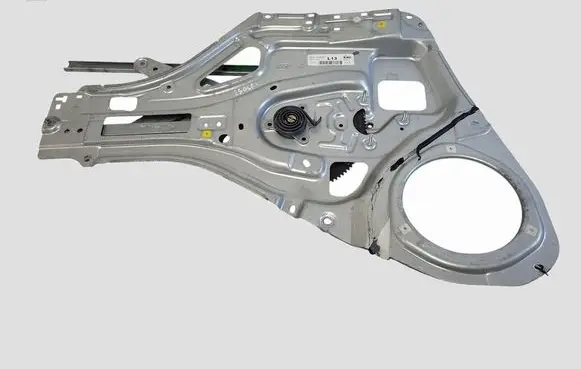 KIA Sportage Front window lifting mechanism without motor 824701FXXX