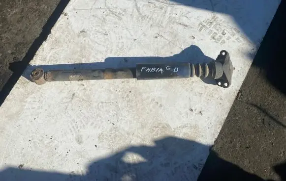 Skoda Fabia Mk2 (5J) Rear shock absorber/damper