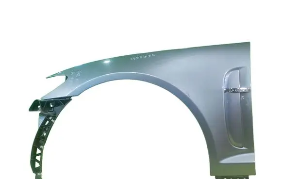 Jaguar XF X250 Fender PRZOD LEWY
