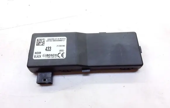 Opel Insignia A Door central lock control unit/module 13501980 F00HJ00471