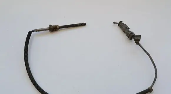 Mercedes-Benz C W205 Oil temperature sensor A0071539528