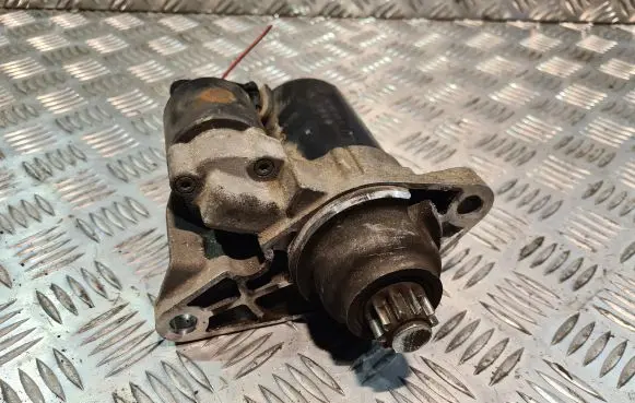 Skoda Fabia Mk1 (6Y) Starter motor 02T911023G 0001120400