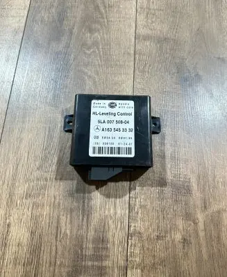 Mercedes-Benz ML W163 Light module LCM A1635453332 5LA00750804