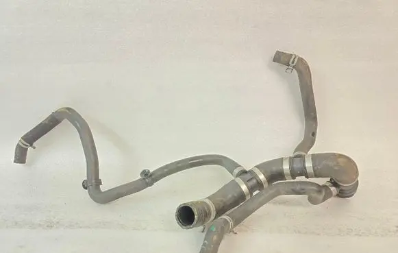 Volvo XC60 Engine coolant pipe/hose 31686003