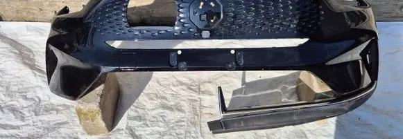 MG ZS Front bumper P1101048