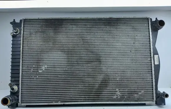 Audi A6 S6 C6 4F Coolant radiator 4F0121251AG