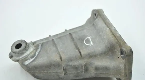 Mercedes-Benz S W220 Engine mounting bracket A1132230304
