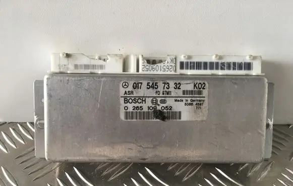 Mercedes-Benz E W210 ABS control unit/module 0175457332 0265109052
