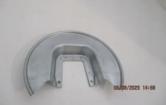 Peugeot 206 Front brake disc dust cover plate 420977