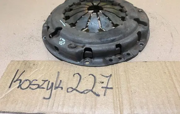 Volkswagen Golf V Pressure plate 036141026B