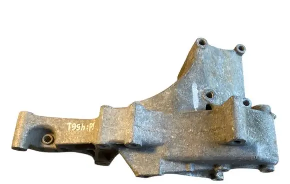 Volkswagen II LT Generator/alternator bracket 074145169F