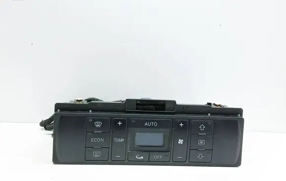 Audi A4 S4 B5 8D Climate control unit 8D0820043M