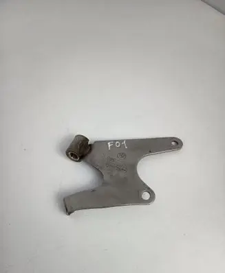 BMW 7 F01 F02 F03 F04 Muffler mount bracket/holder 780577504 7805775