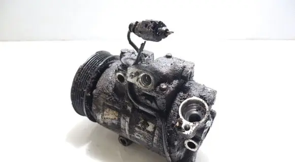 Skoda Fabia Mk2 (5J) Air conditioning (A/C) compressor (pump)