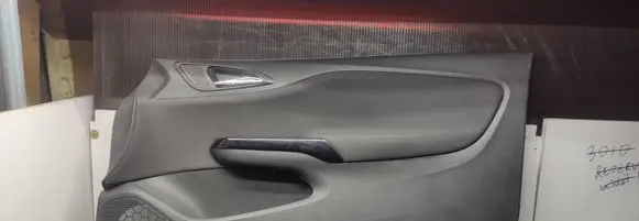Opel Corsa E Front door card panel trim 464275993