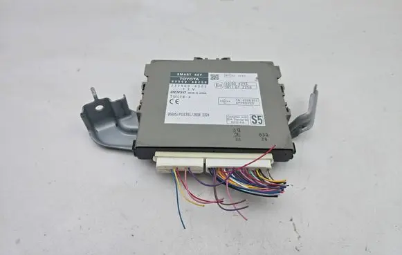 Lexus RX 450H Keyless (KESSY) go control unit/module 8999048250 2325006302