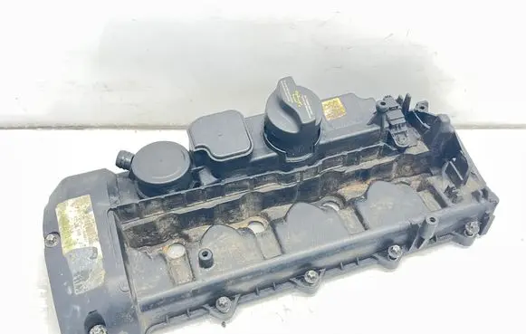 Mercedes-Benz C W204 Rocker cam cover A6460101130