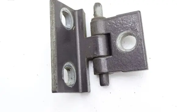 Volvo XC90 Rear door lower hinge