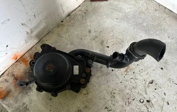 Mercedes-Benz C W204 Water pump A6512006301