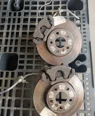 BMW X2 F39 Front brake caliper
