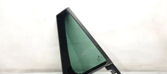 Rear vent window glass