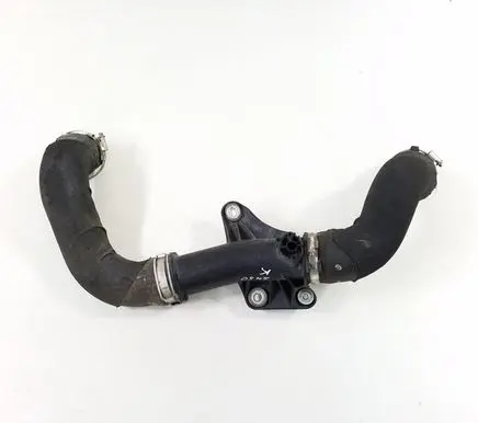 Audi A4 S4 B8 8K Intercooler hose/pipe 8K0145673E