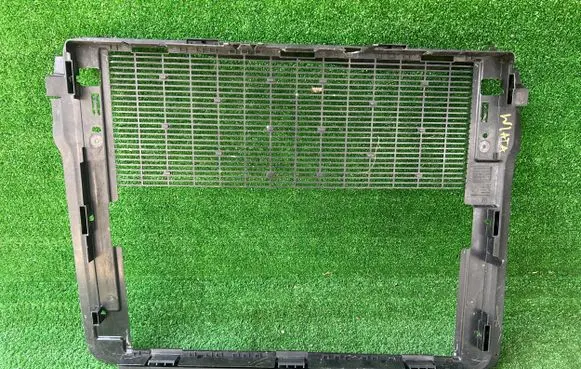 Volkswagen ID.3 Intercooler air guide/duct channel
