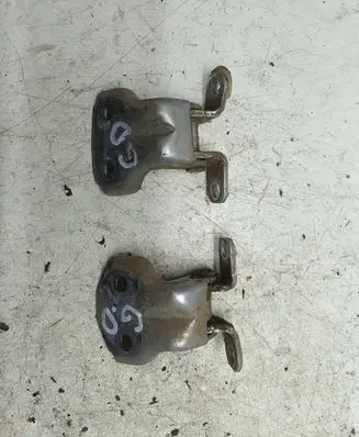 Subaru Forester SG Rear door hinge set 