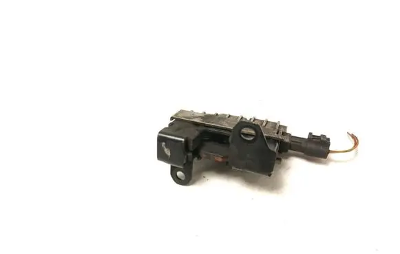 Mercedes-Benz E W212 Engine bonnet (hood) release handle A2128800160