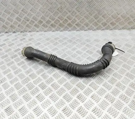 Opel Vivaro Intercooler hose/pipe 144606126R 93867727