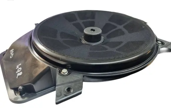 Audi A8 S8 D3 4E Subwoofer speaker 4E0035412D 373061002 280382002