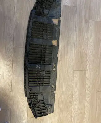 Audi Q3 8U Front bumper skid plate/under tray 8U0807233