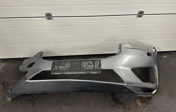 Volvo XC60 Front bumper