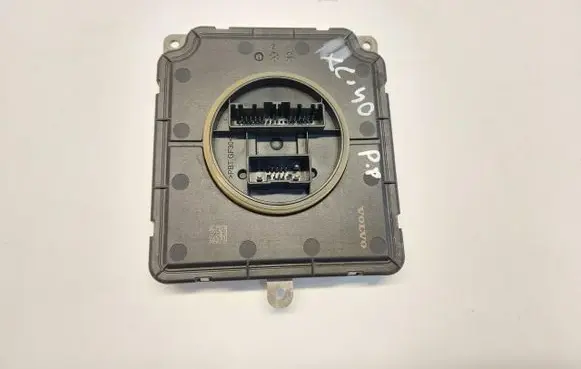 Volvo XC40 Voltage converter/converter module 31427787JLK01
