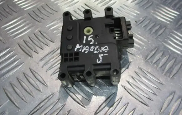Mazda 5 Central body control module