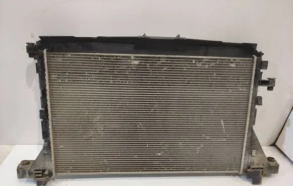 Renault Master III Coolant radiator 214760020R
