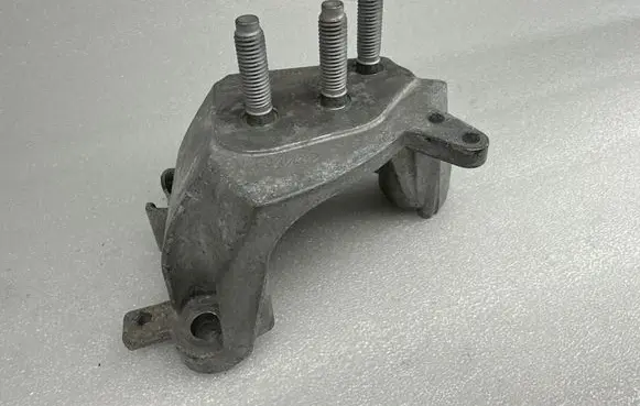 Ford Fiesta Gearbox mounting bracket H1BG7M125AB
