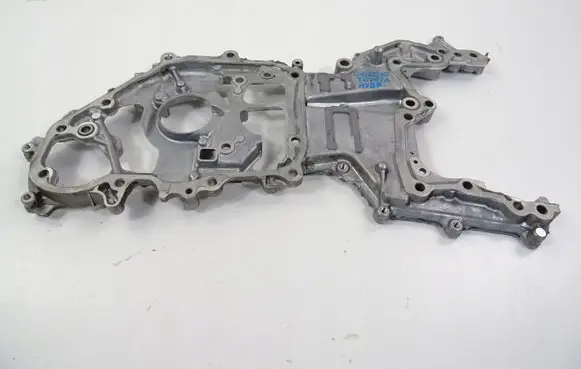 Toyota RAV 4 (XA40) Timing chain cover 